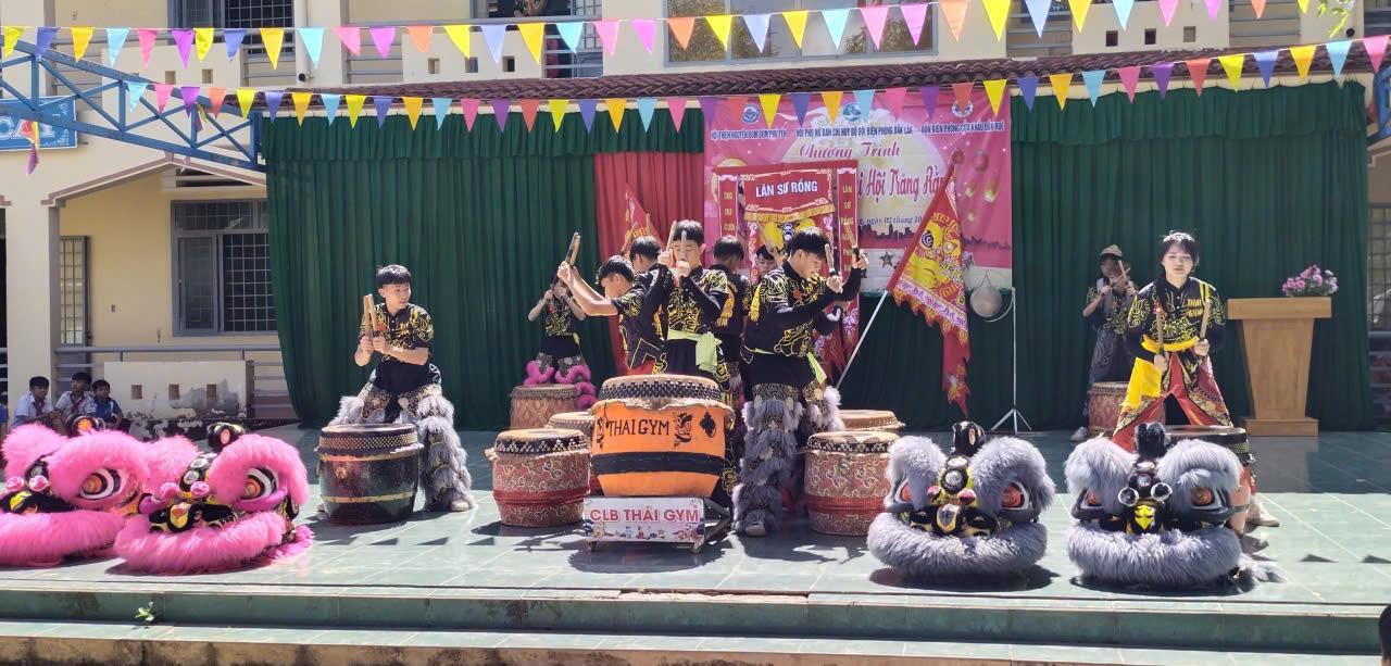 z7072472115152_d5693761d4587fc63eebe7513f5f9542