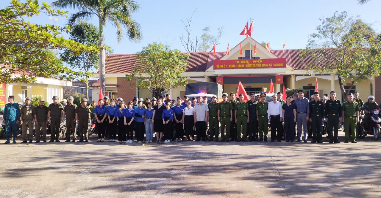 z7317868805409_ebbe7e195516574f22bdf97bf6768421