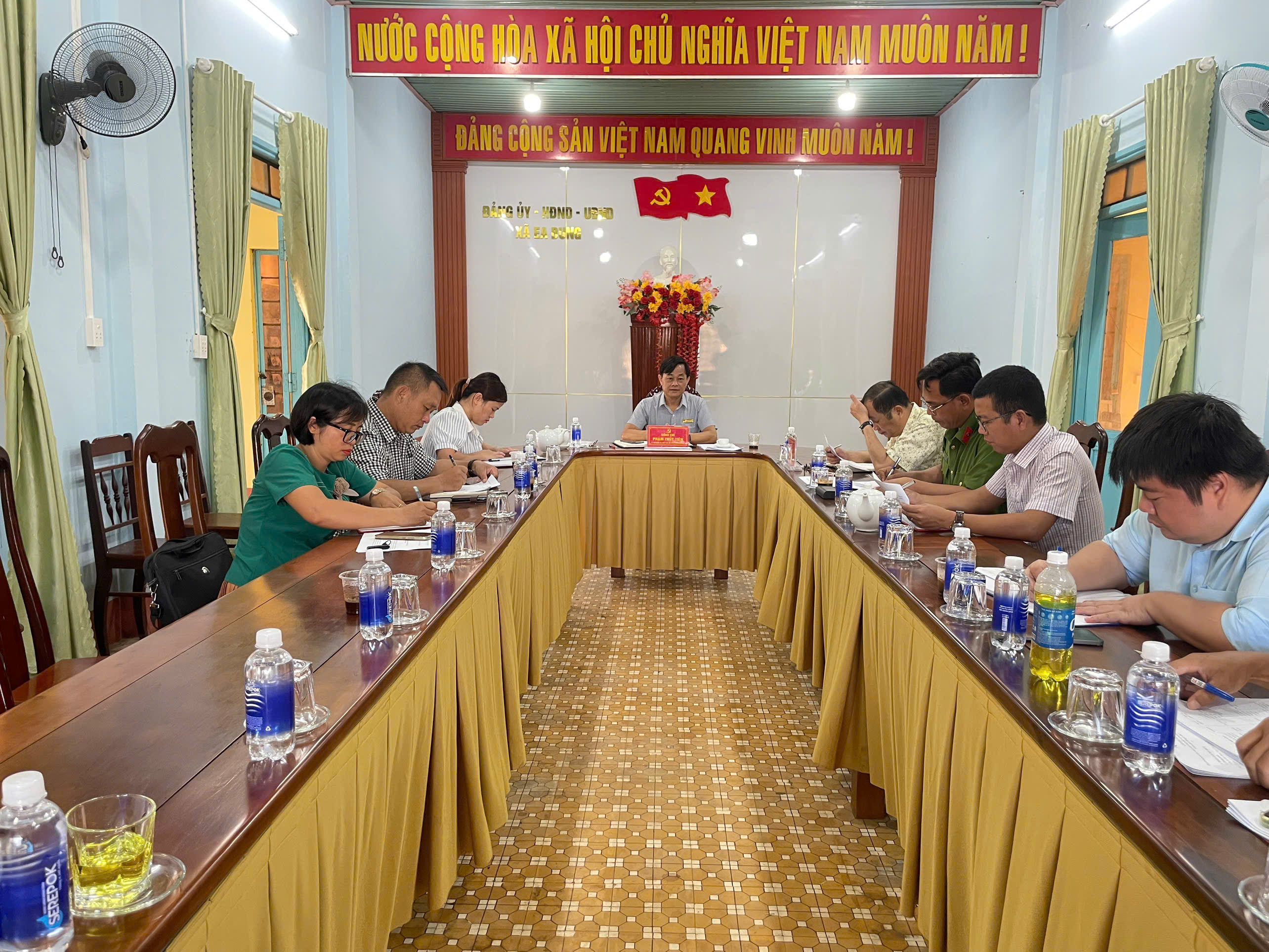 Ea Bung họp Ban Chỉ đạo thực hiện Chiến dịch 500 ngày đêm tìm kiếm, quy tập hài cốt liệt sĩ